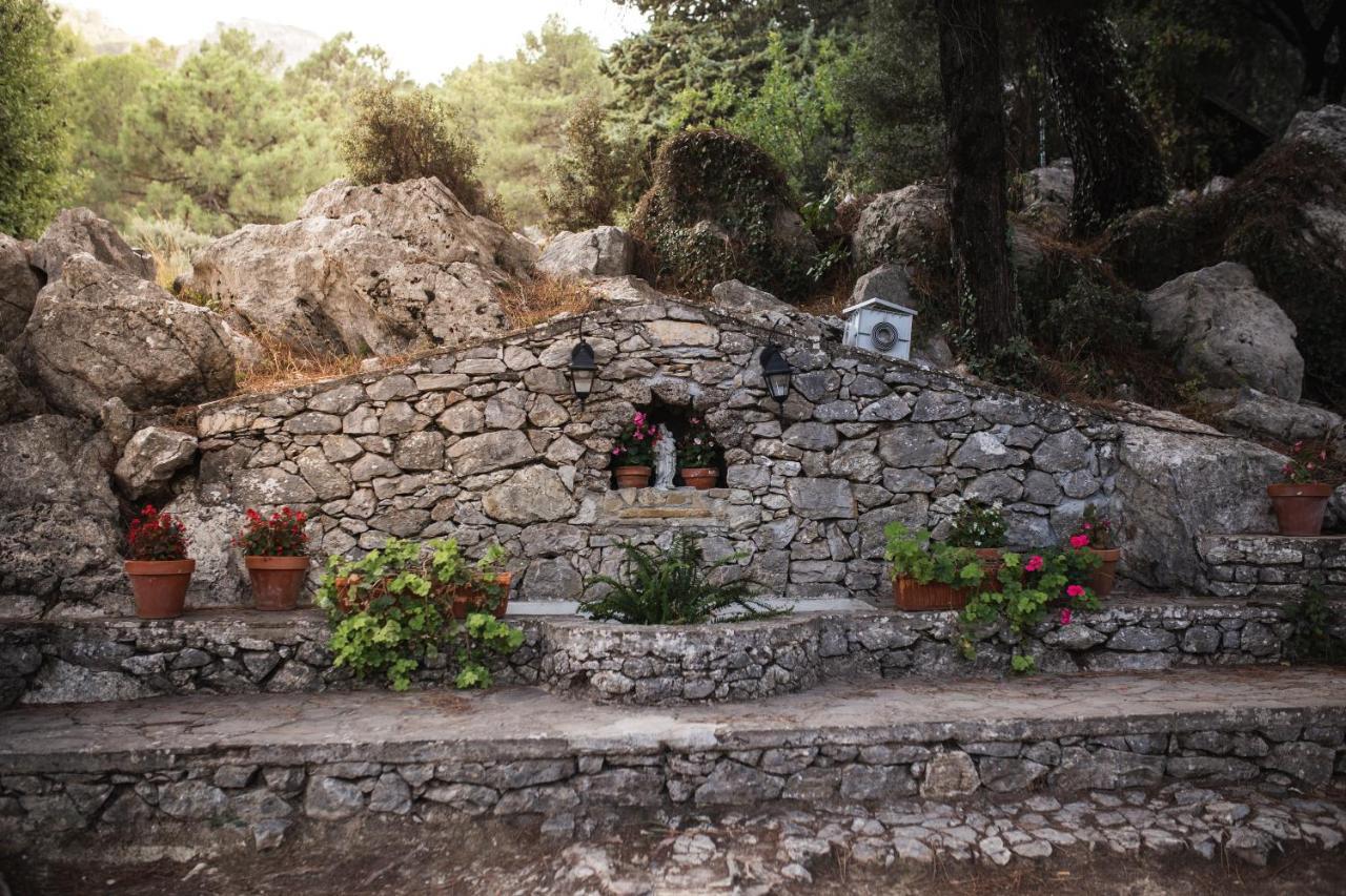 Camping Tajorodillo Grazalema Exteriér fotografie